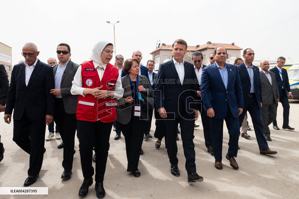 Presidents Macron And Sissi Visit To Red Crescent Logistics Center - El Arish