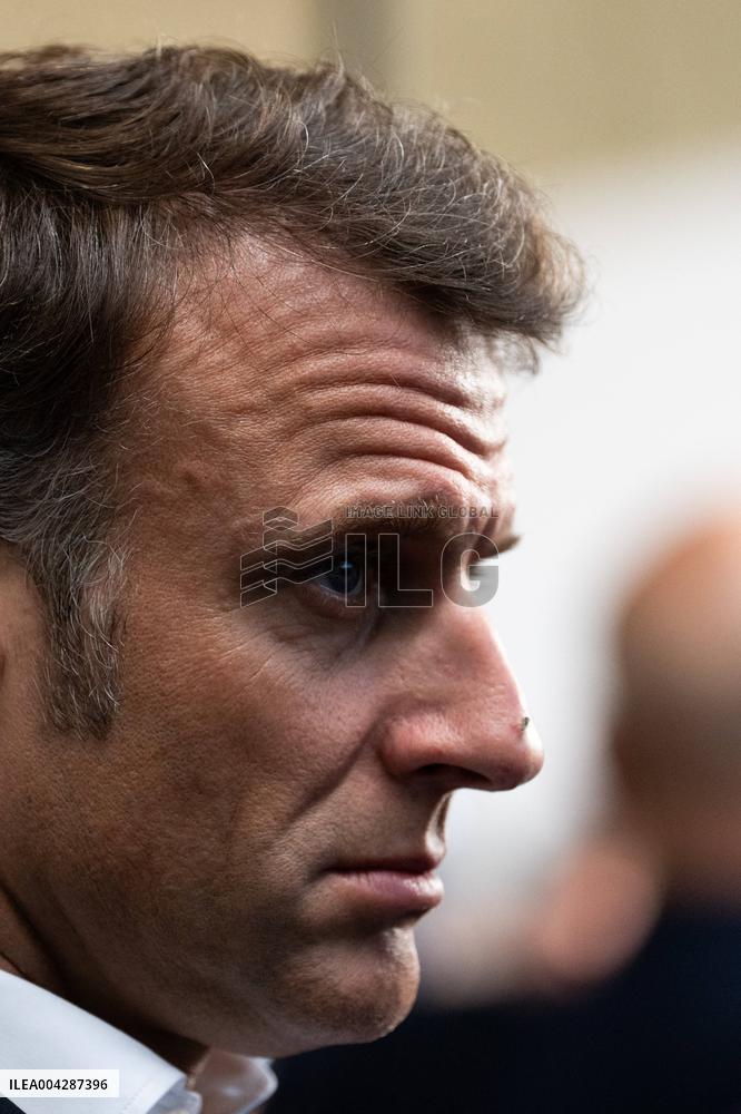 Presidents Macron And Sissi Visit To Red Crescent Logistics Center - El Arish