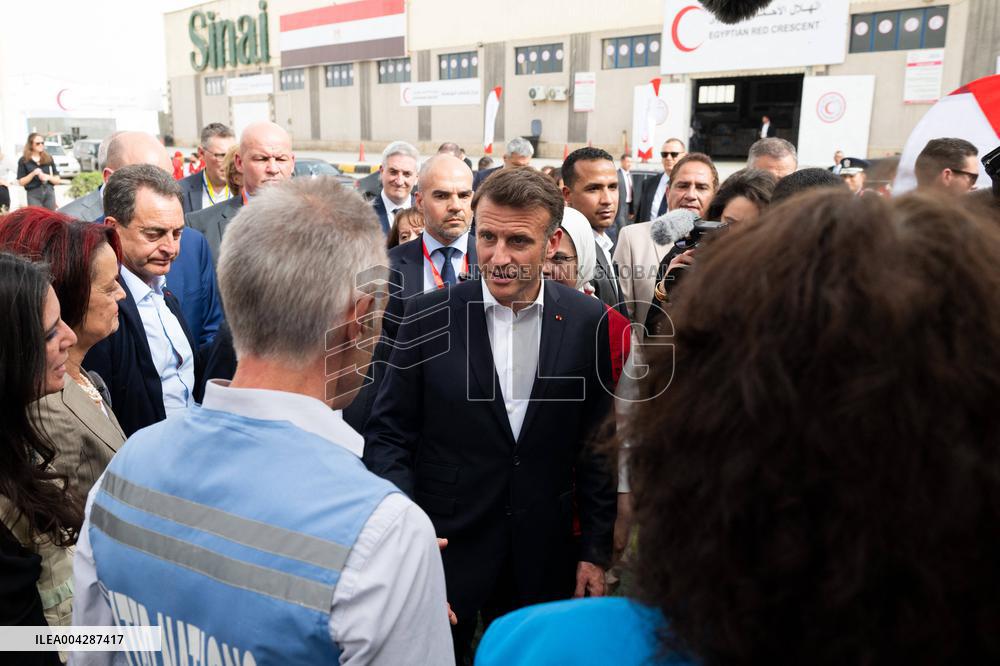 Presidents Macron And Sissi Visit To Red Crescent Logistics Center - El Arish