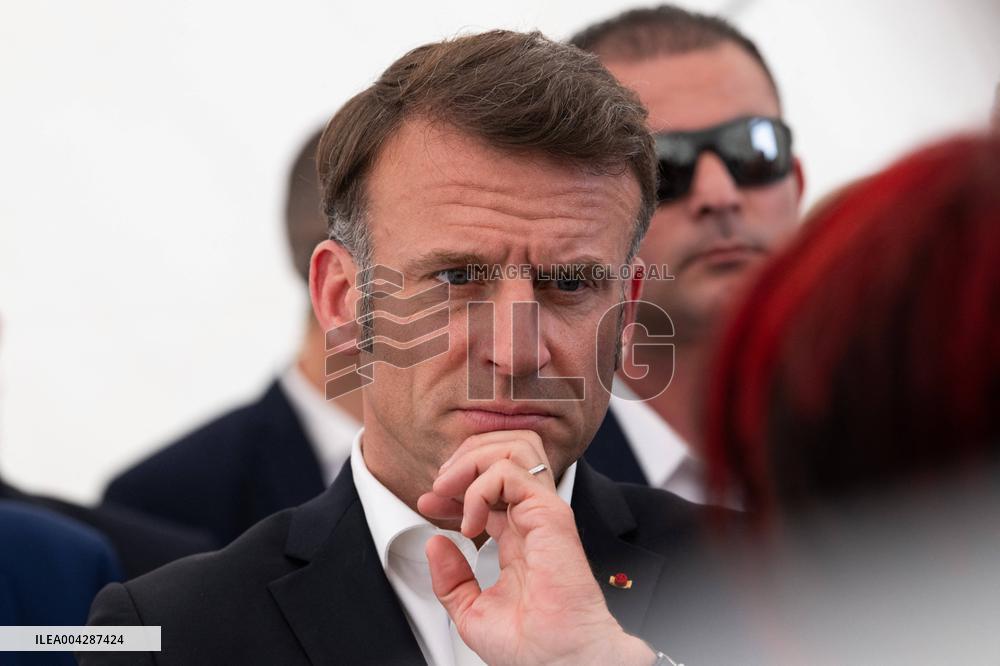 Presidents Macron And Sissi Visit To Red Crescent Logistics Center - El Arish