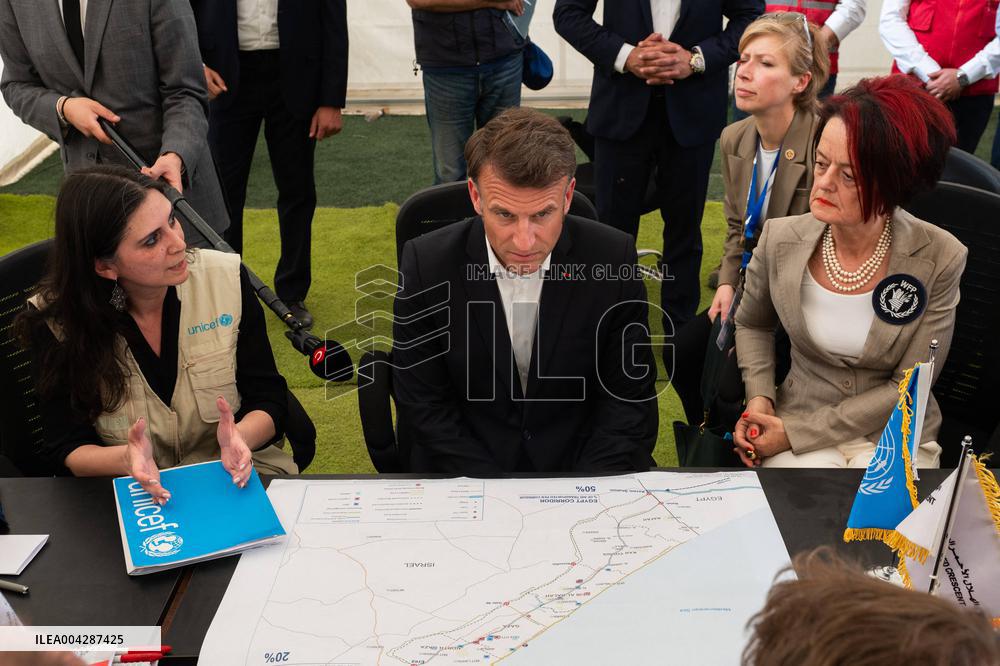 Presidents Macron And Sissi Visit To Red Crescent Logistics Center - El Arish