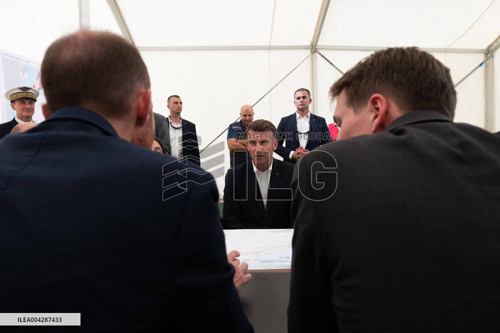 Presidents Macron And Sissi Visit To Red Crescent Logistics Center - El Arish