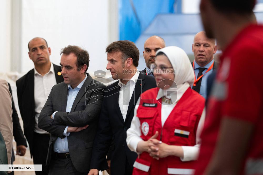 Presidents Macron And Sissi Visit To Red Crescent Logistics Center - El Arish
