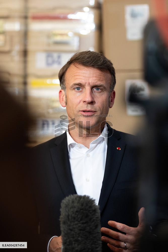 Presidents Macron And Sissi Visit To Red Crescent Logistics Center - El Arish