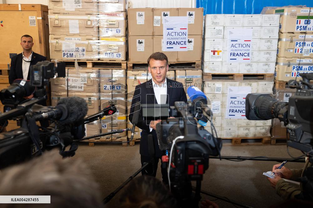 Presidents Macron And Sissi Visit To Red Crescent Logistics Center - El Arish