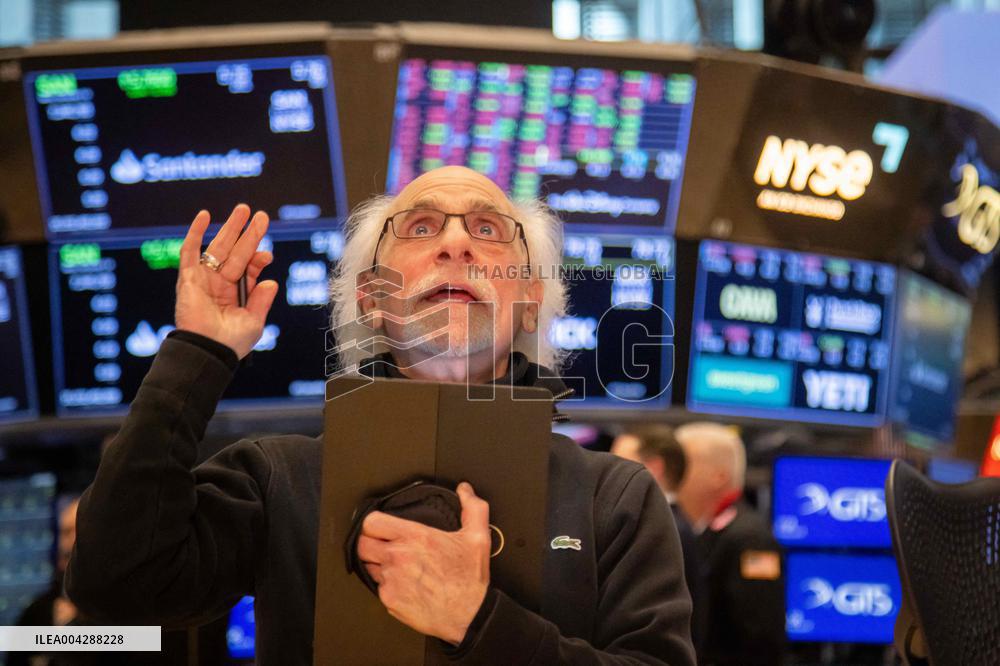 U.S.-NEW YORK-STOCKS-DROP