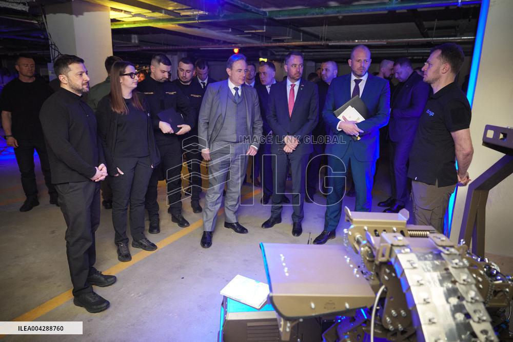 Zelenskyy and De Wever Meet Ukrainian and Belgian Defence Industry Leaders - Ukraine