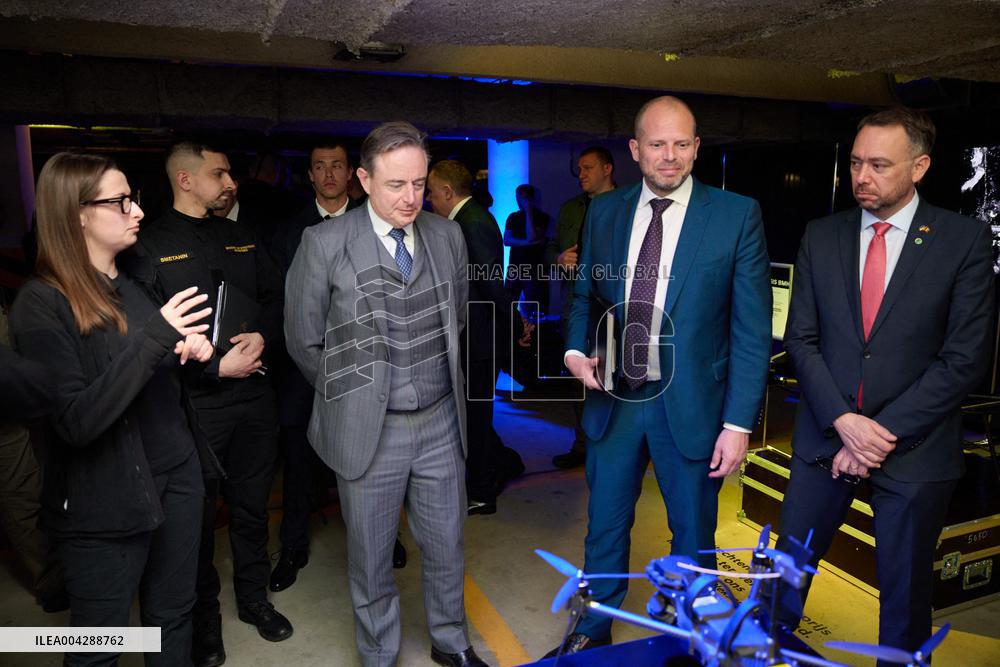 Zelenskyy and De Wever Meet Ukrainian and Belgian Defence Industry Leaders - Ukraine