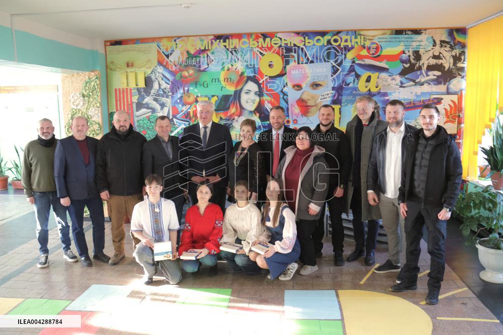 Ukrainian and Belgian FMs visit Baryshivka Lyceum in Kyiv region