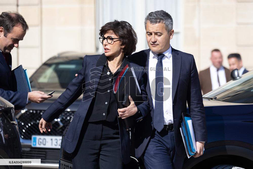 Cabinet meeting at the Elysee Palace - Paris RL