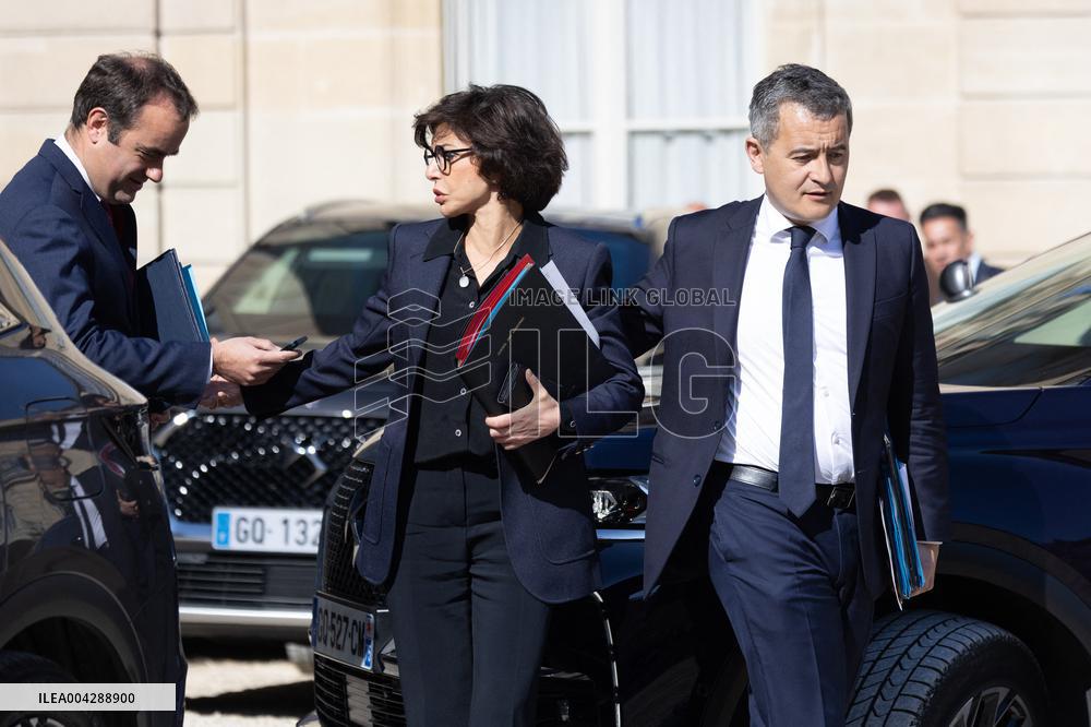 Cabinet meeting at the Elysee Palace - Paris RL
