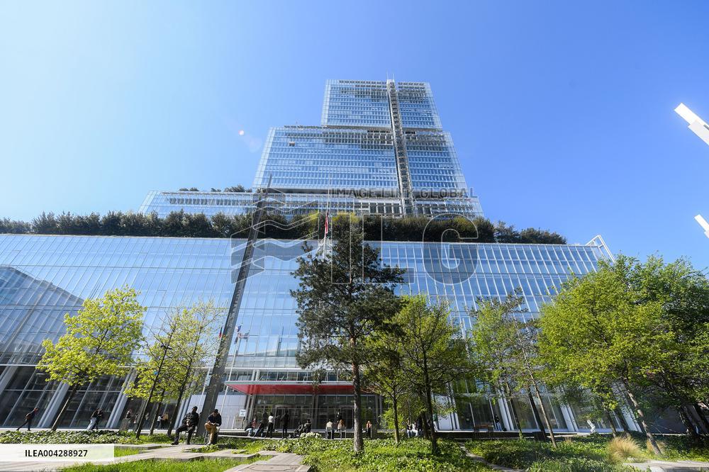 Illustration - Paris Court - Paris