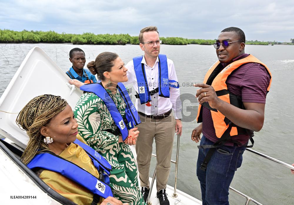 CROWN PRINCESS VICTORIA IN NIGERIA
