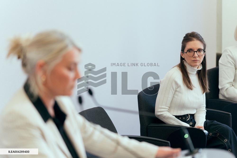 Menopause Report Submitted to Government - Paris AJ