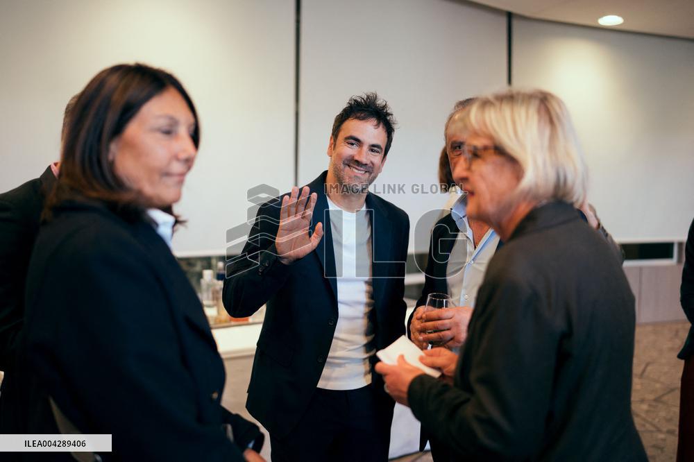 Menopause Report Submitted to Government - Paris AJ