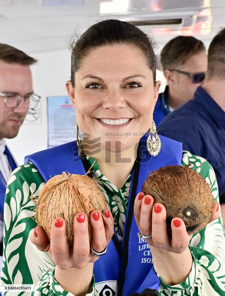 CROWN PRINCESS VICTORIA IN NIGERIA