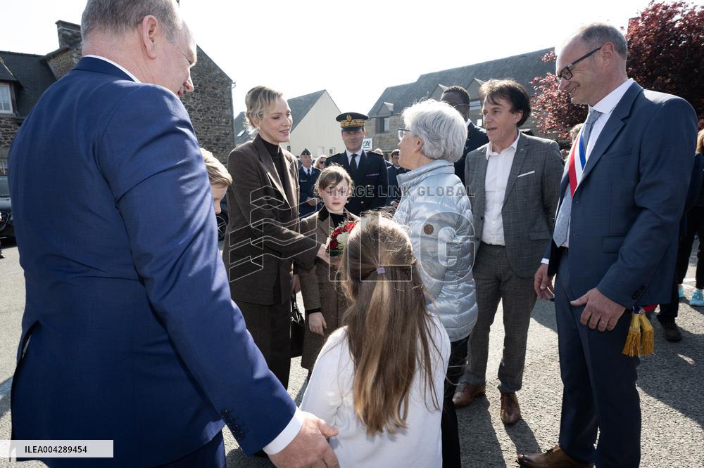 NO TABLOIDS - Official visit to Brittany by Prince Albert II of Monaco with his family - Matignon