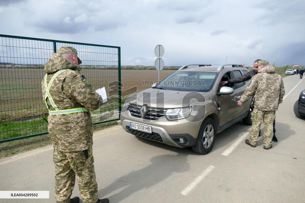 New checkpoint opened on Ukraine-Hungury border