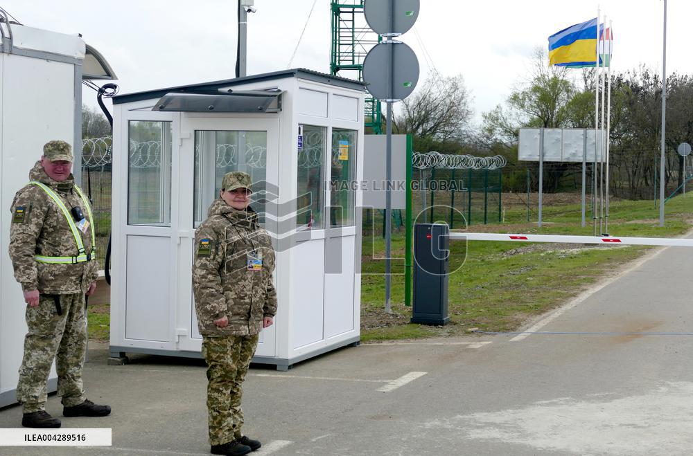 New checkpoint opened on Ukraine-Hungury border
