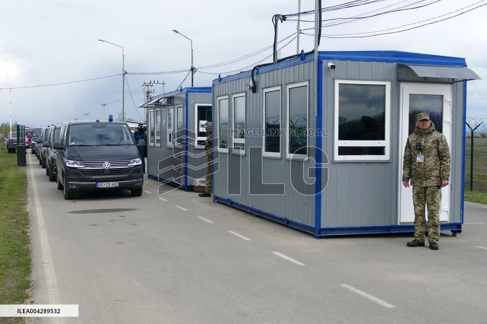 New checkpoint opened on Ukraine-Hungury border
