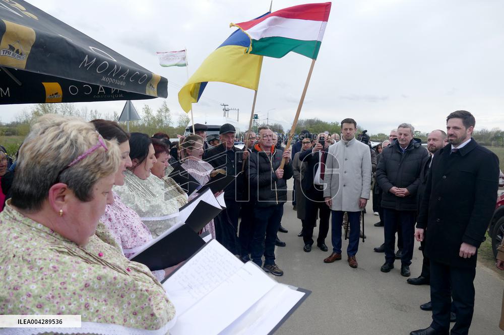 New checkpoint opened on Ukraine-Hungury border