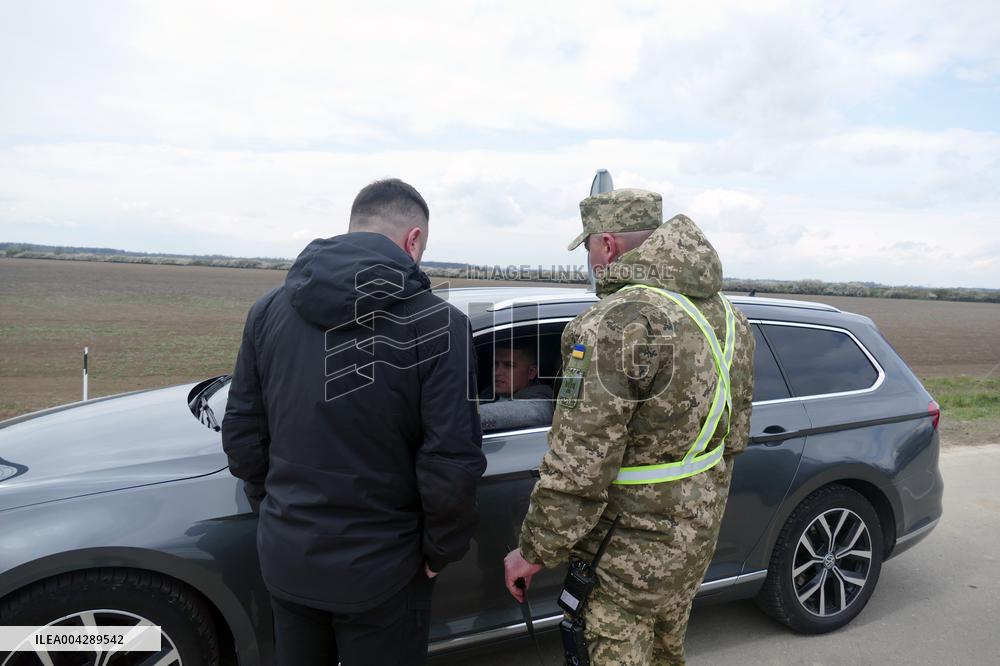New checkpoint opened on Ukraine-Hungury border