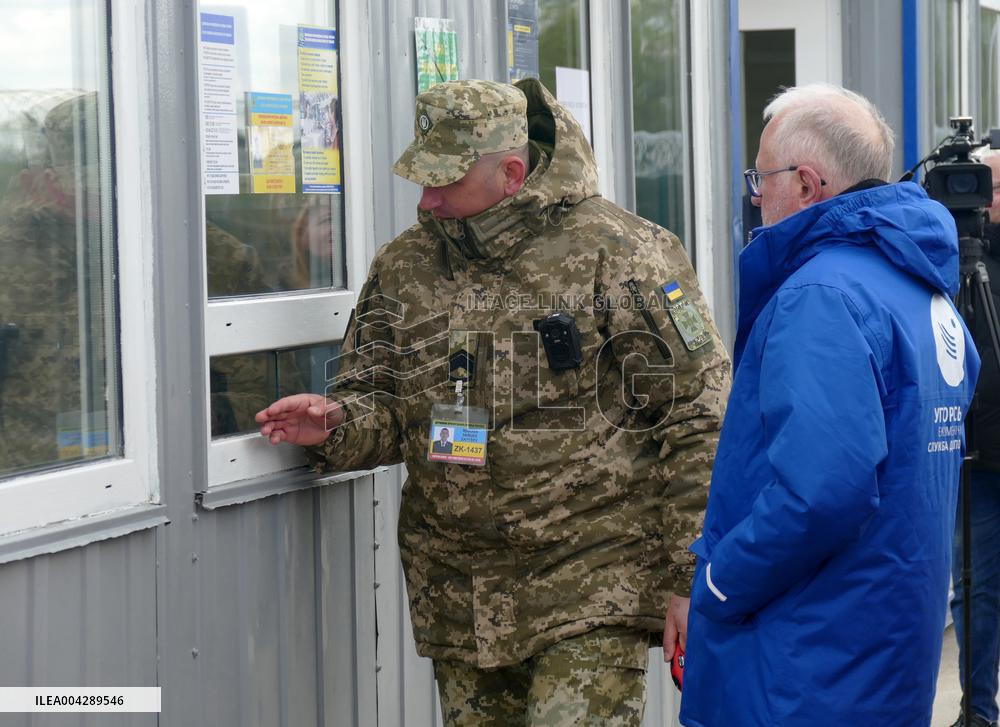 New checkpoint opened on Ukraine-Hungury border