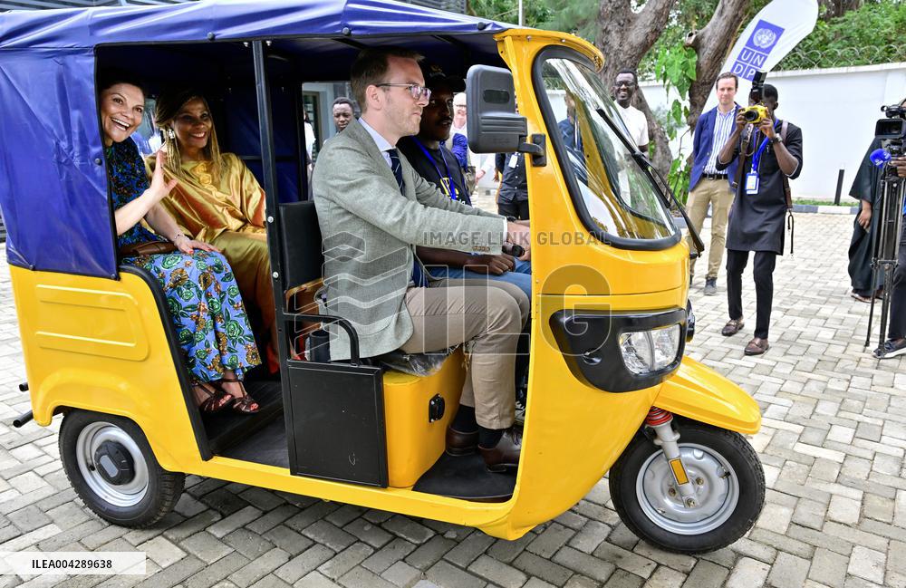 CROWN PRINCESS VICTORIA IN NIGERIA