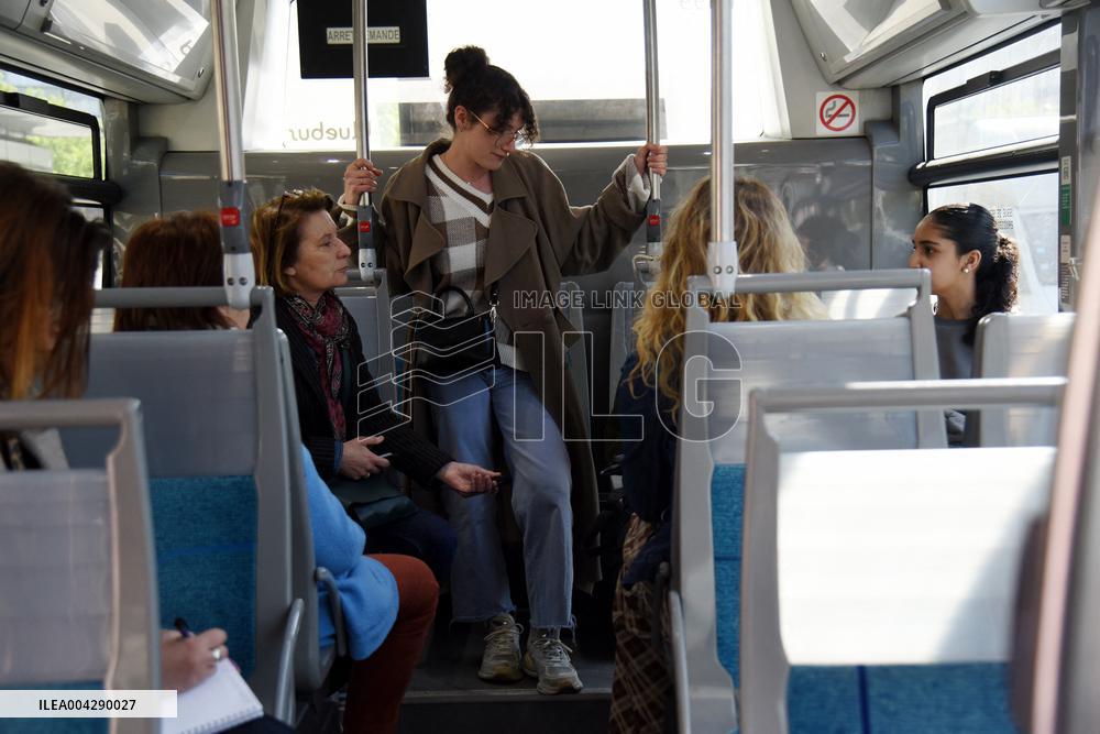 Stand Up against street and transport harassment by L’Oreal and RATP