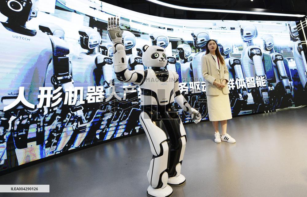 Advancements in Guangdong's Robot Industry - China