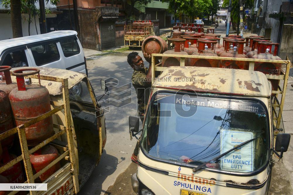India LPG Cylinder Price Hike - West Bengal