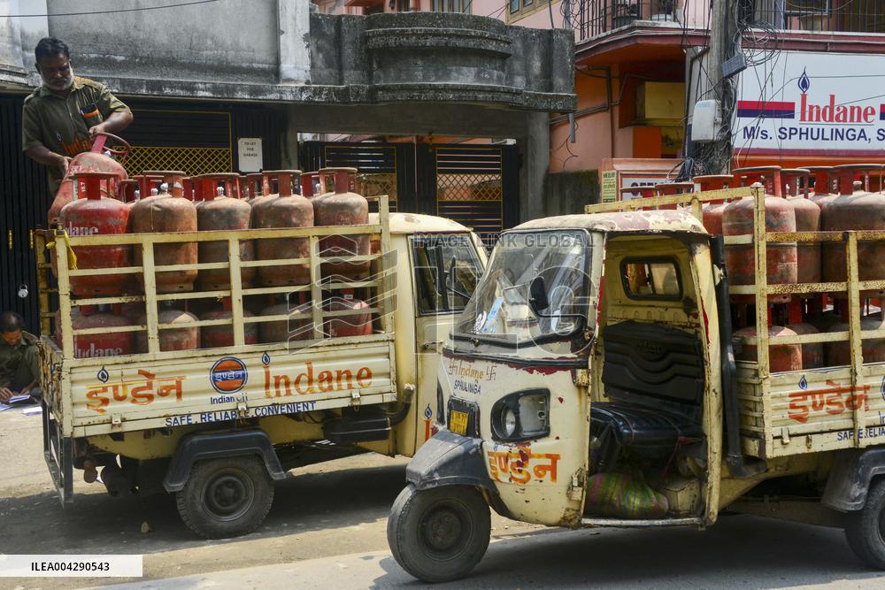 India LPG Cylinder Price Hike - West Bengal