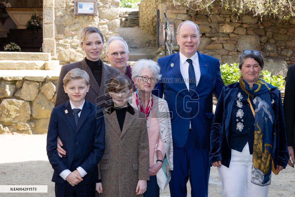 NO TABLOIDS - Official visit to Brittany by Prince Albert II of Monaco with his family - Plevenon