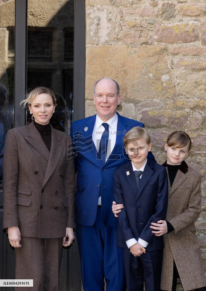 NO TABLOIDS - Official visit to Brittany by Prince Albert II of Monaco with his family - Plevenon