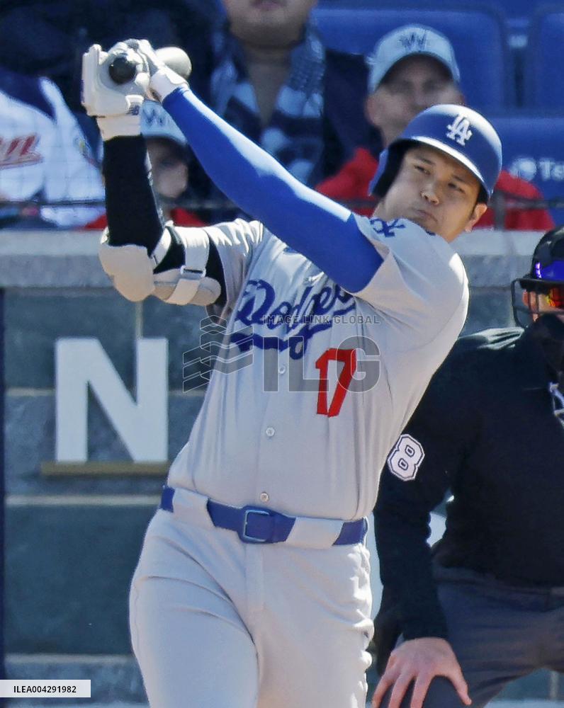 Baseball: Dodgers vs. Nationals