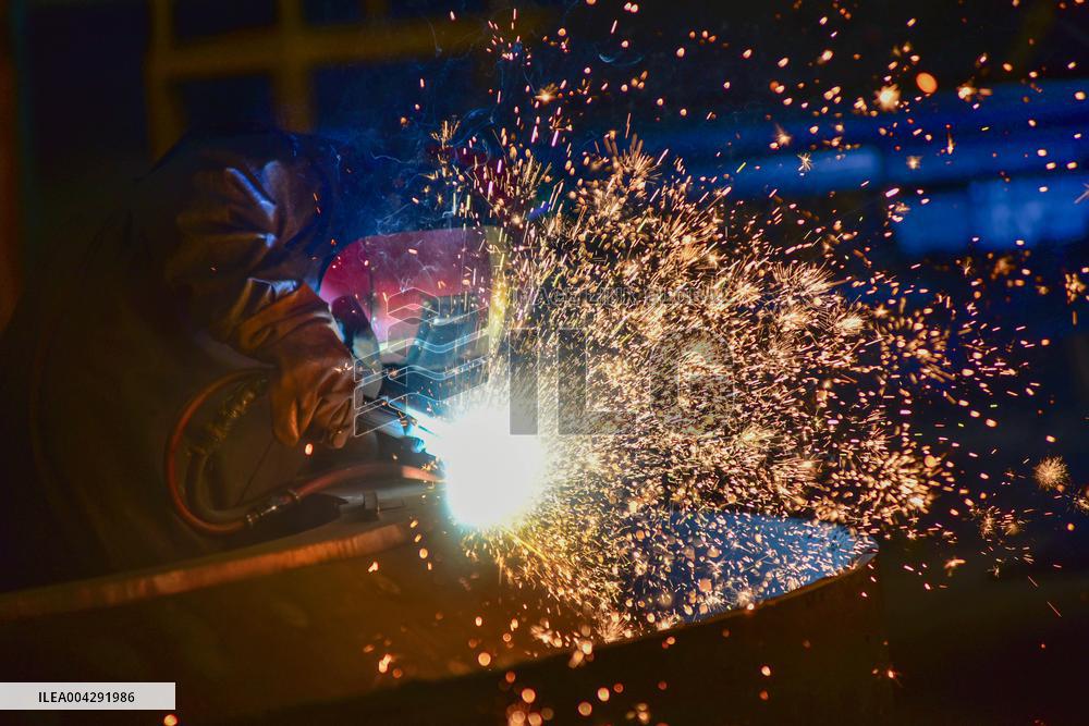 2025 Q1 China Equipment Manufacturing Industry Revenue Growth