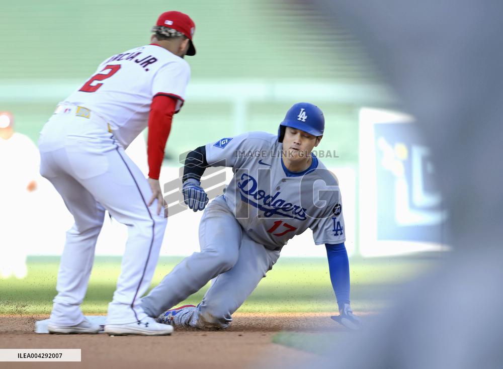 Baseball: Dodgers vs. Nationals