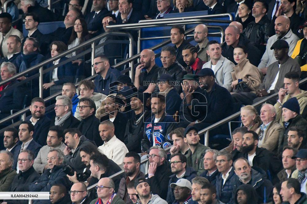 Celebs At PSG vs Aston Villa - Paris