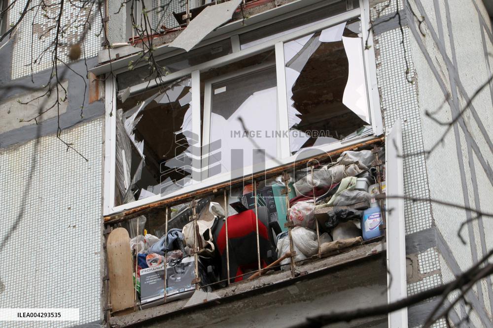 Wreckage of Russian drone crashes outside residential building in Dnipro
