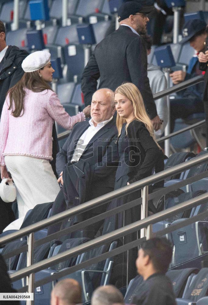 Celebs At PSG vs Aston Villa - Paris