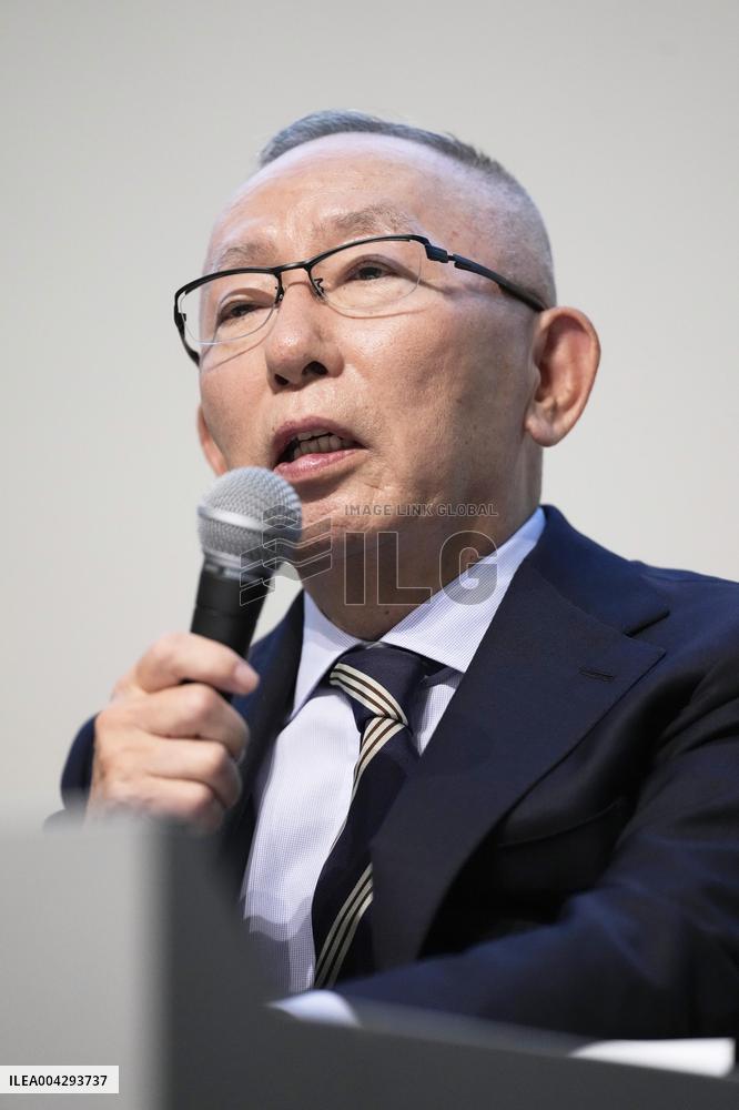 Fast Retailing CEO Yanai