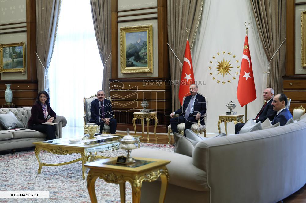 Erdogan Meets DEM Party Delegation Amid Renewed Hopes For Kurdish Peace Process - Ankara