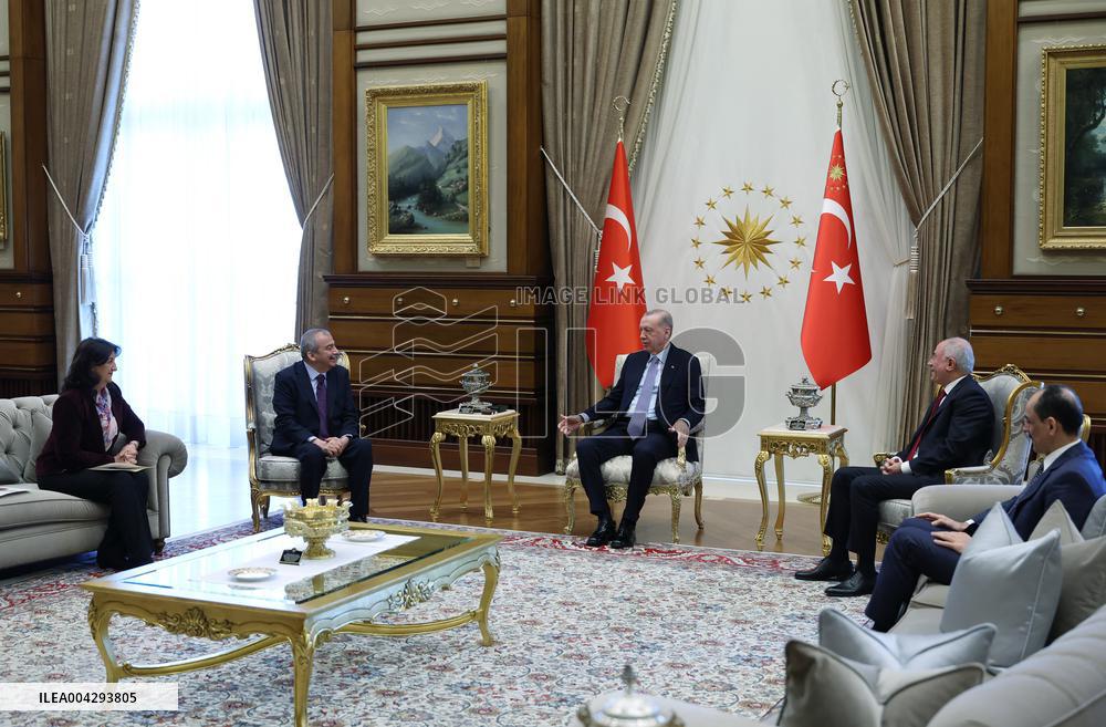 Erdogan Meets DEM Party Delegation Amid Renewed Hopes For Kurdish Peace Process - Ankara