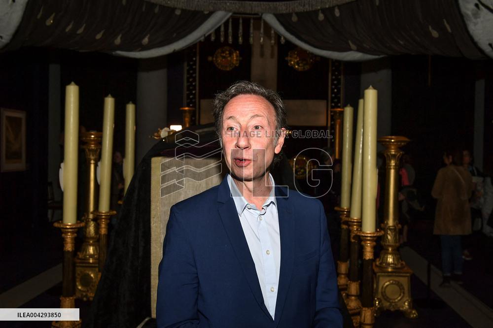 Le Dernier Sacre exhibition in Paris - FA