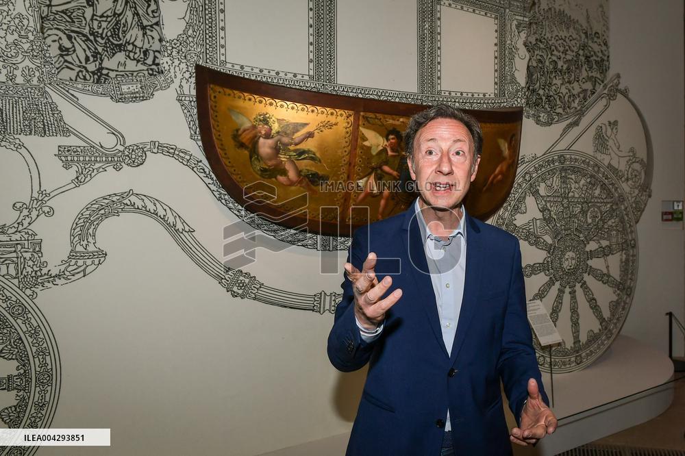 Le Dernier Sacre exhibition in Paris - FA