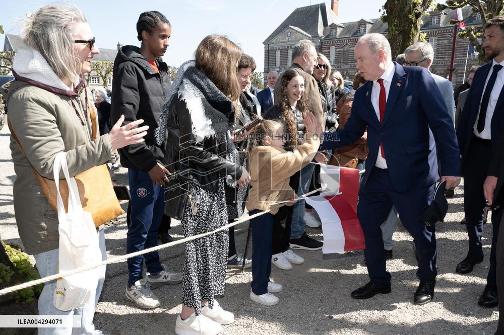 NO TABLOIDS - Official visit to Brittany by Prince Albert II of Monaco with his family - Torigny.