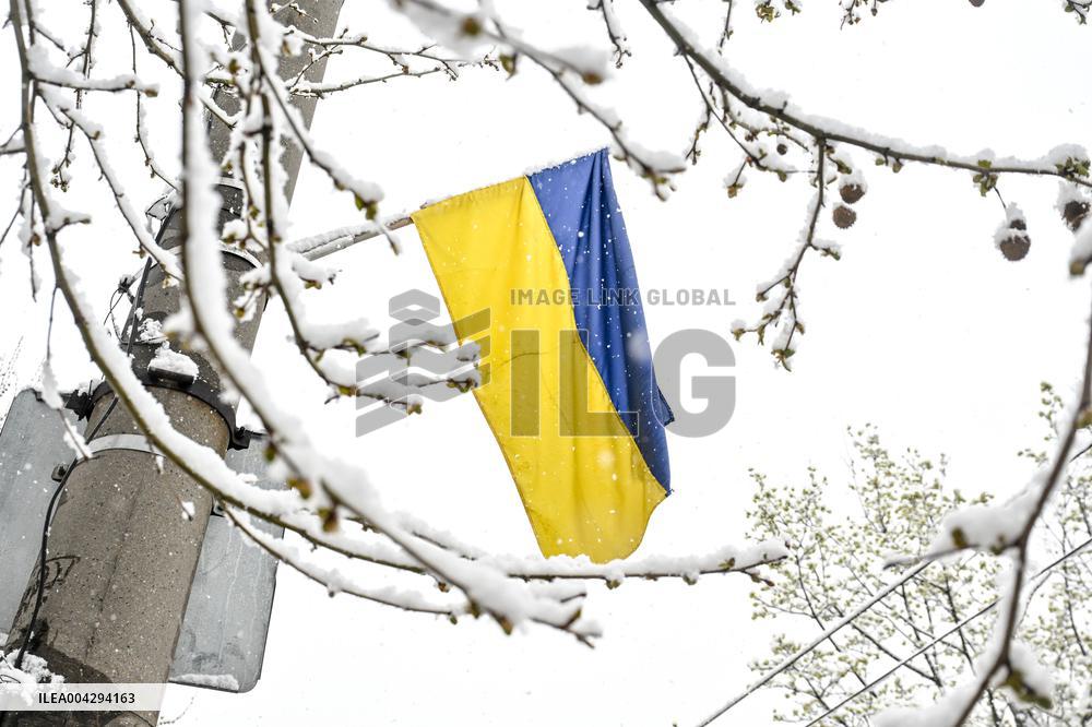Snowfall hits Zaporizhzhia in April