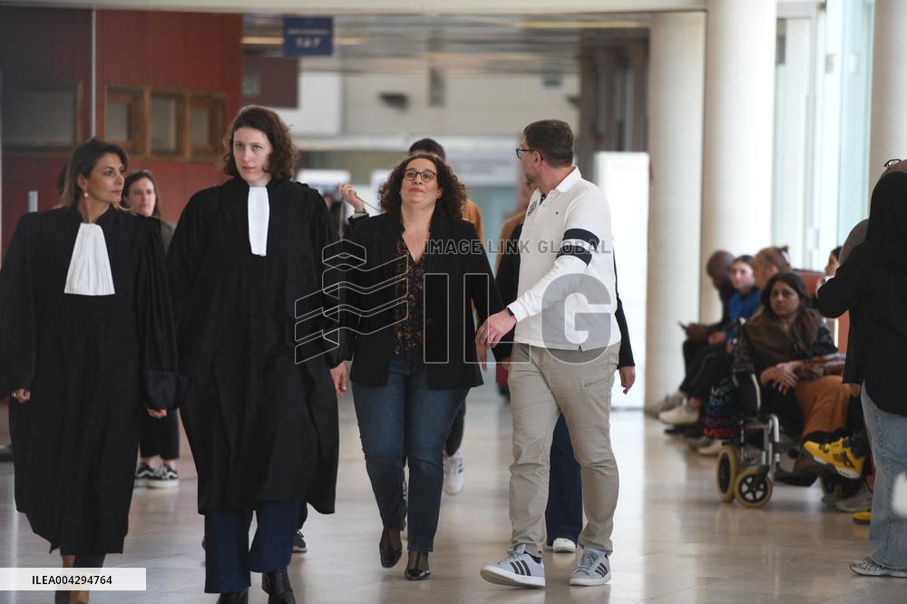 Exclusive - Evaelle Case - Parents Arrive At Court - Pontoise