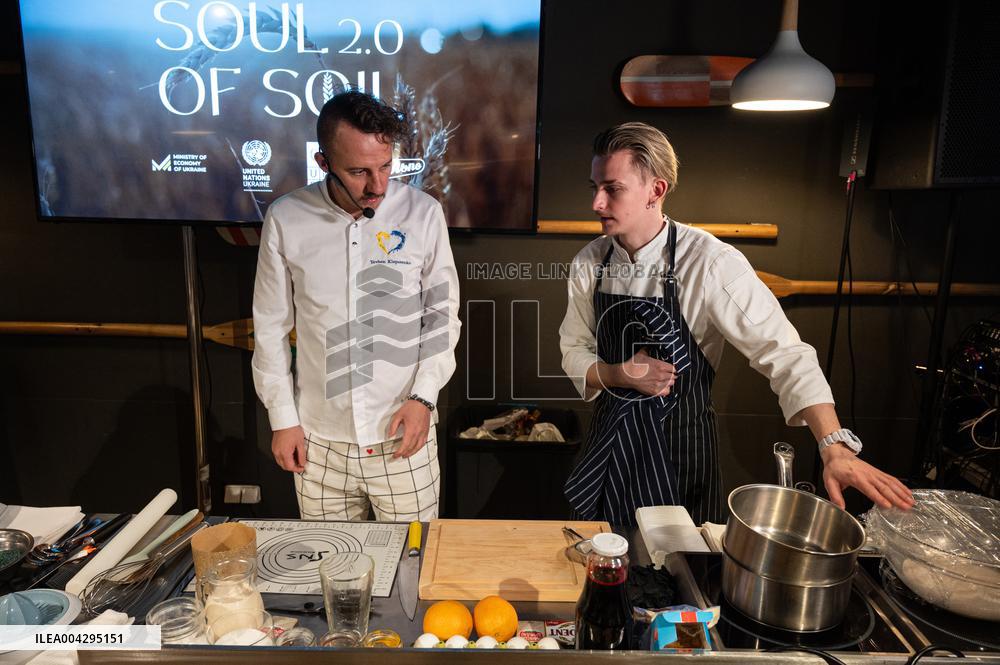 Easter cake masterclass held in Kyiv