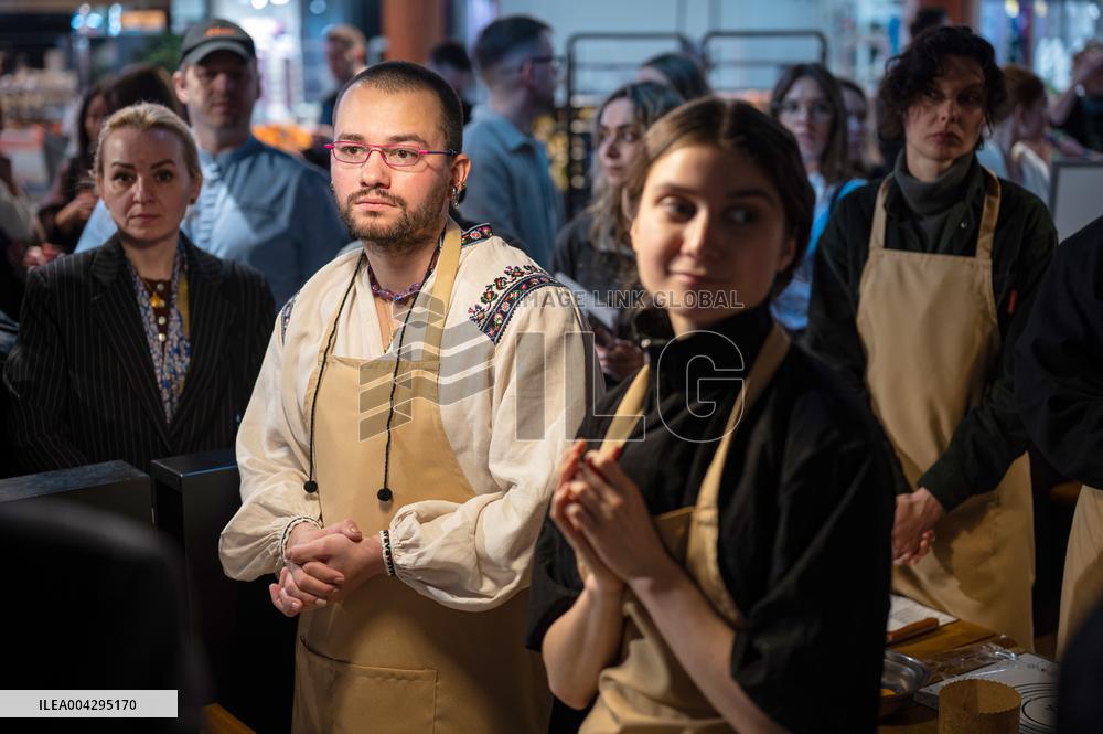 Easter cake masterclass held in Kyiv